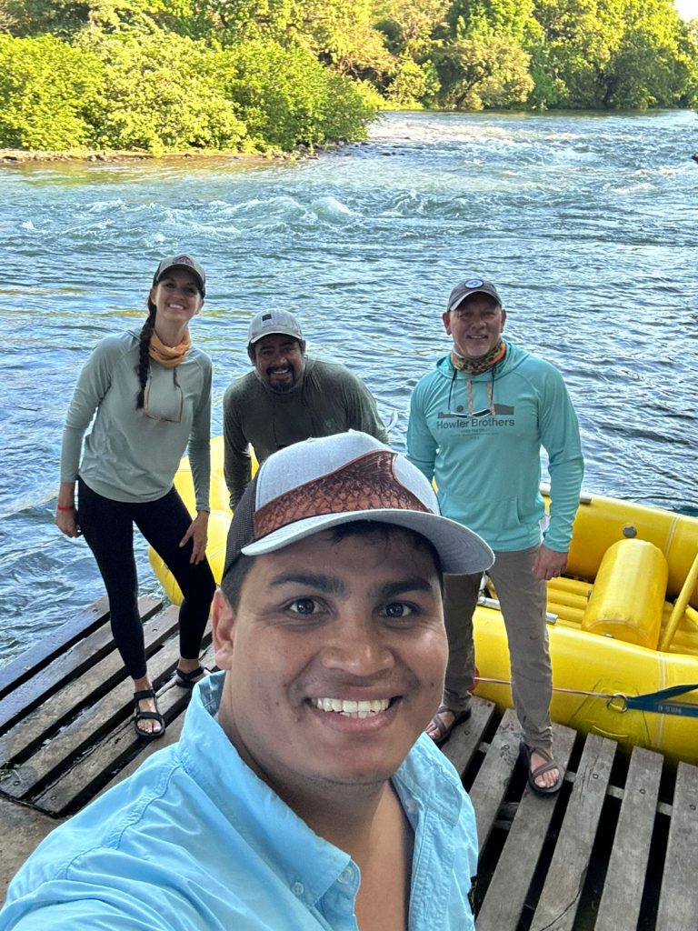 fly-fishing-guides-in-costa-rica-768x1024